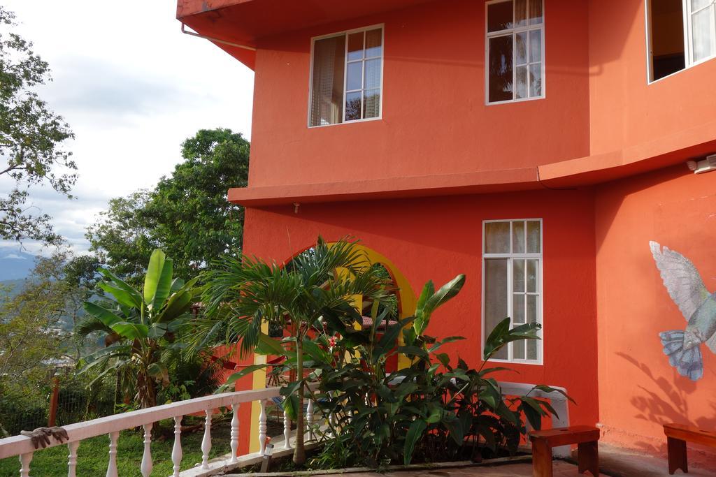 Hostal Tena Ñaui Ngoại thất bức ảnh